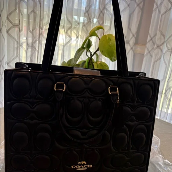 Coach Large Maggie Tote - Picture 11 of 11